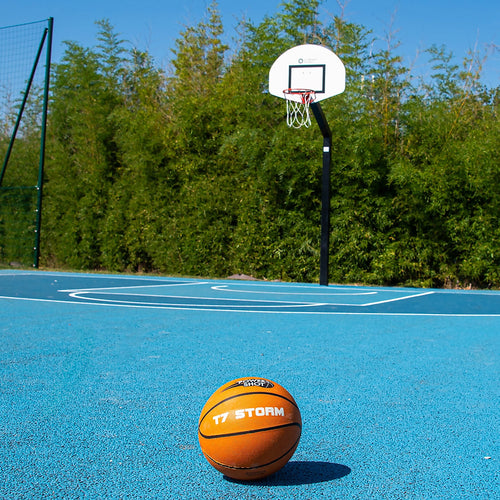 Basketball size 7 with free pump and storage bag