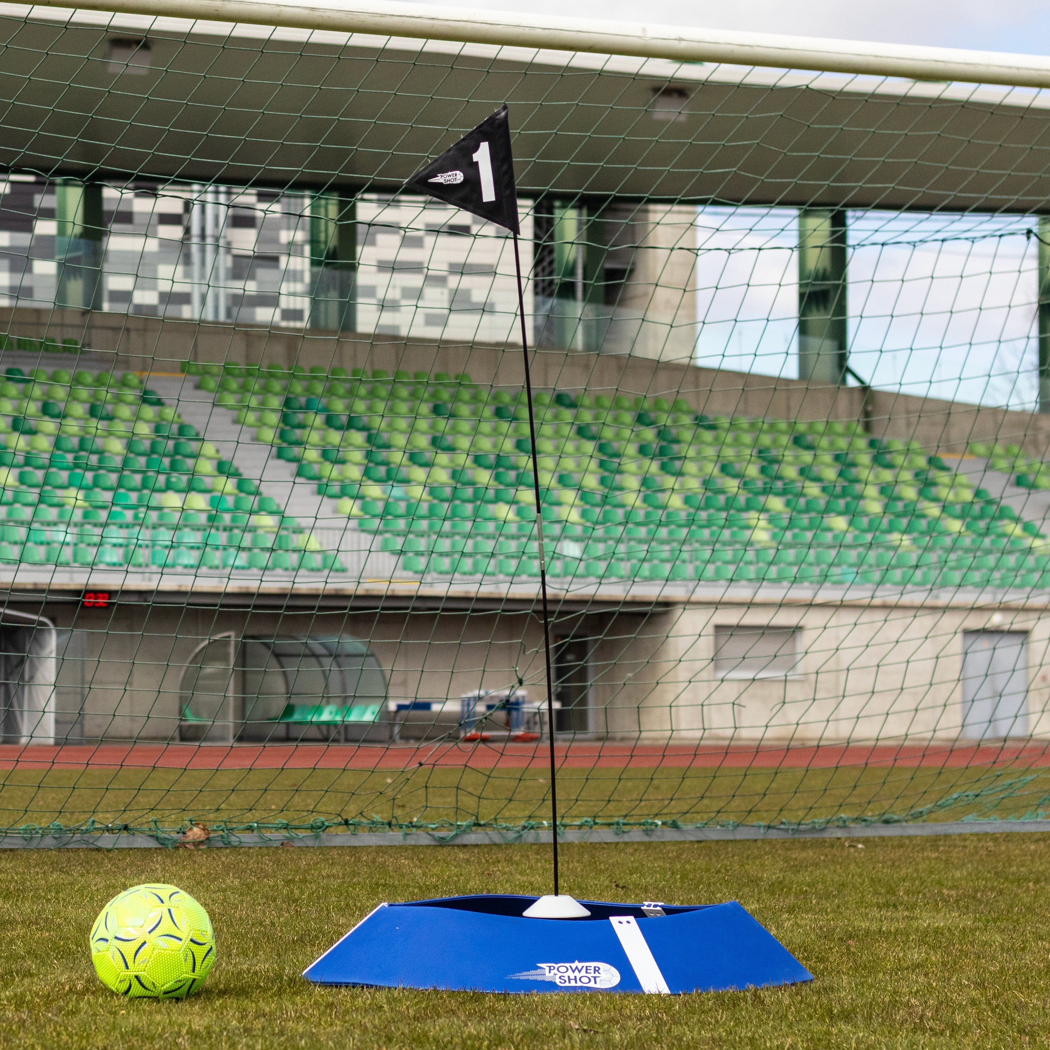 Kit of 3 foot golf targets with lights