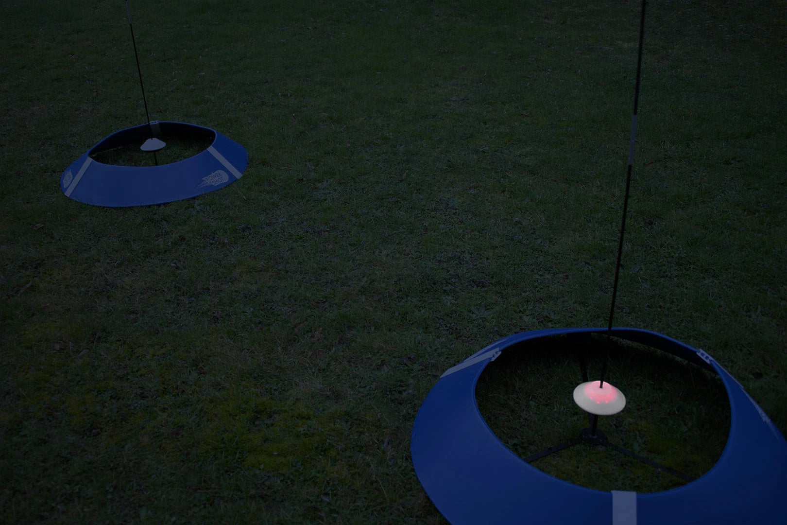 Kit of 10 foot golf targets with lights