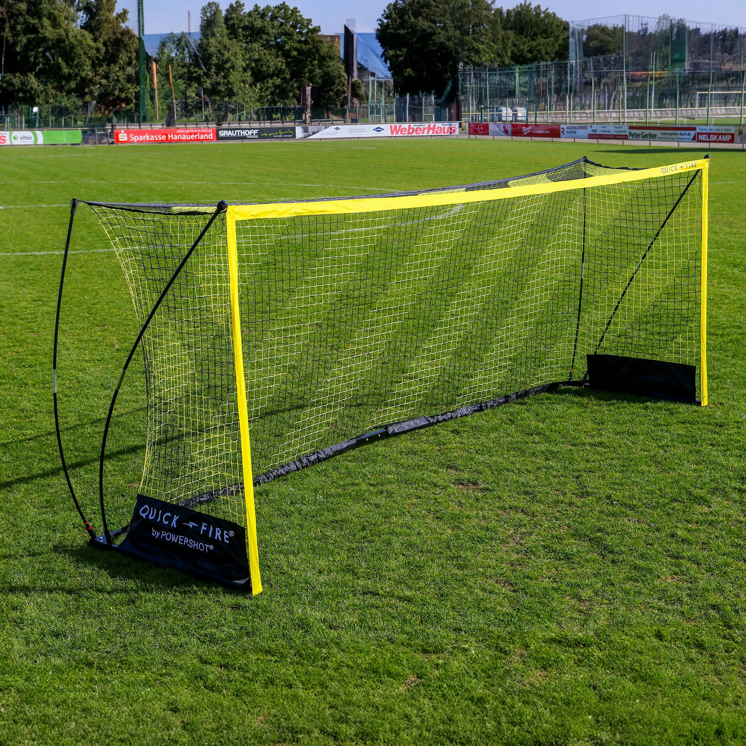QuickFire® Self-weighted goal - 6m x 2.10m Powershot