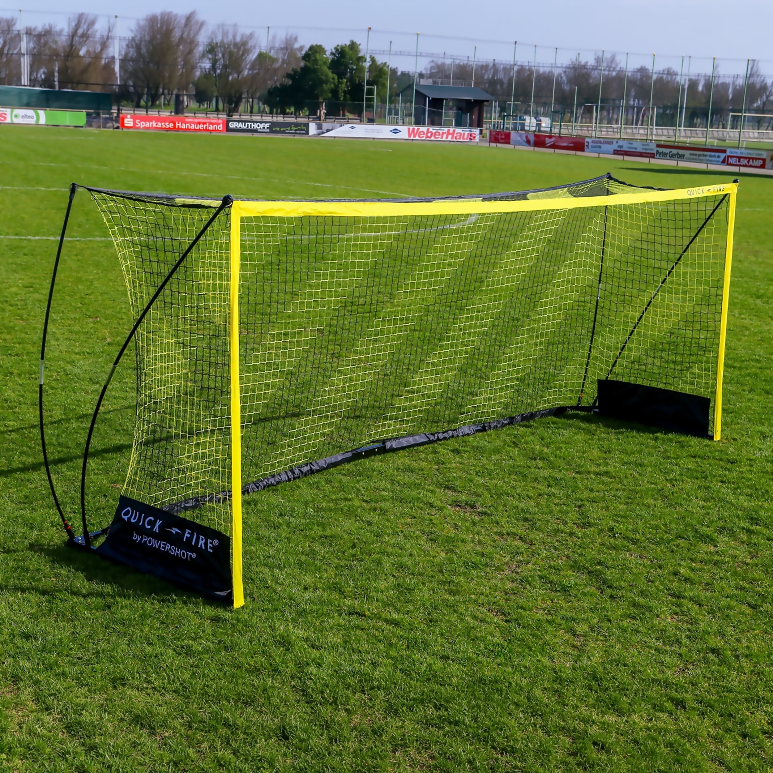 QuickFire® Self-weighted goal -  5.5m х 2.1m Powershot