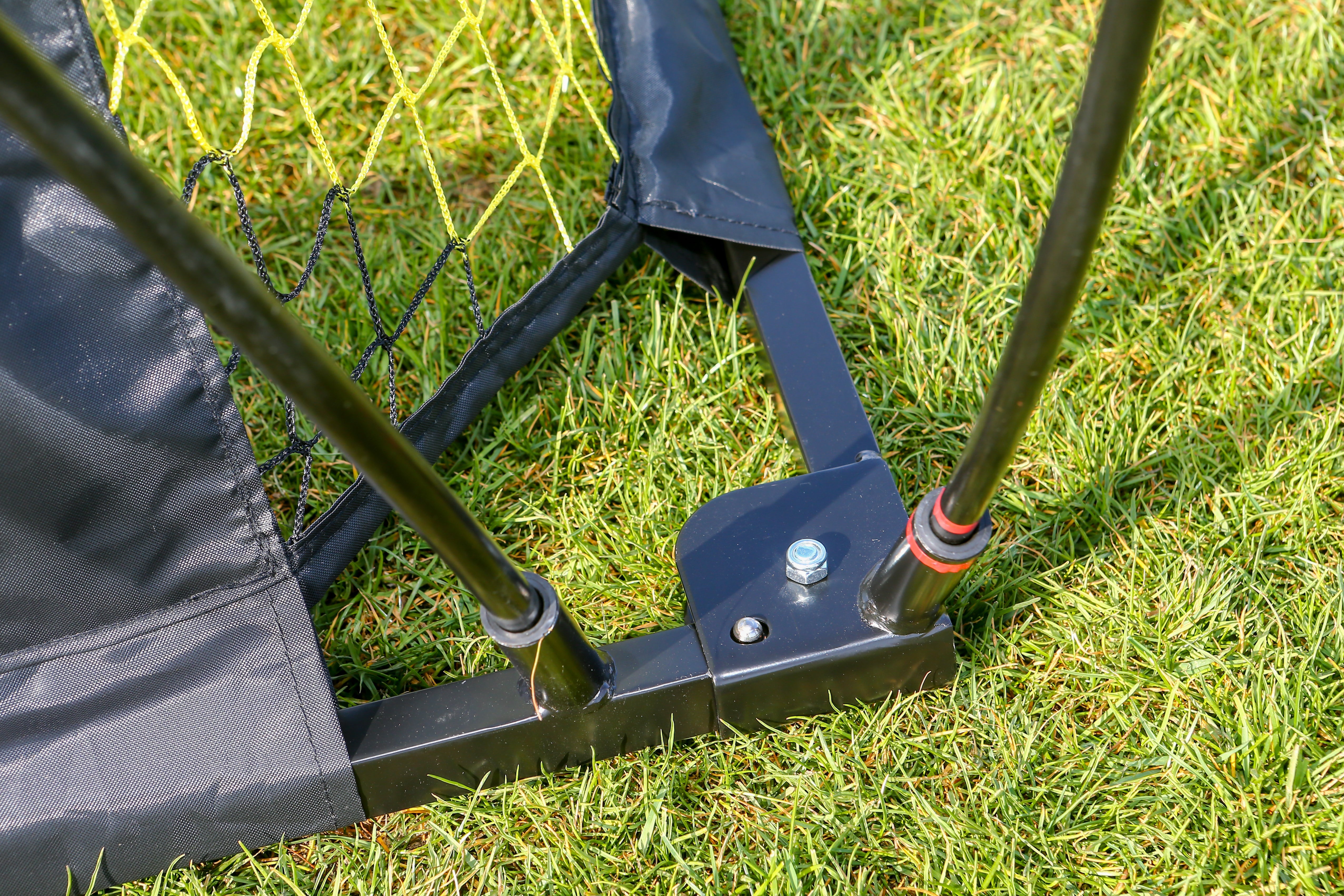 QuickFire® Self-weighted goal - 4m x 1.5m Powershot
