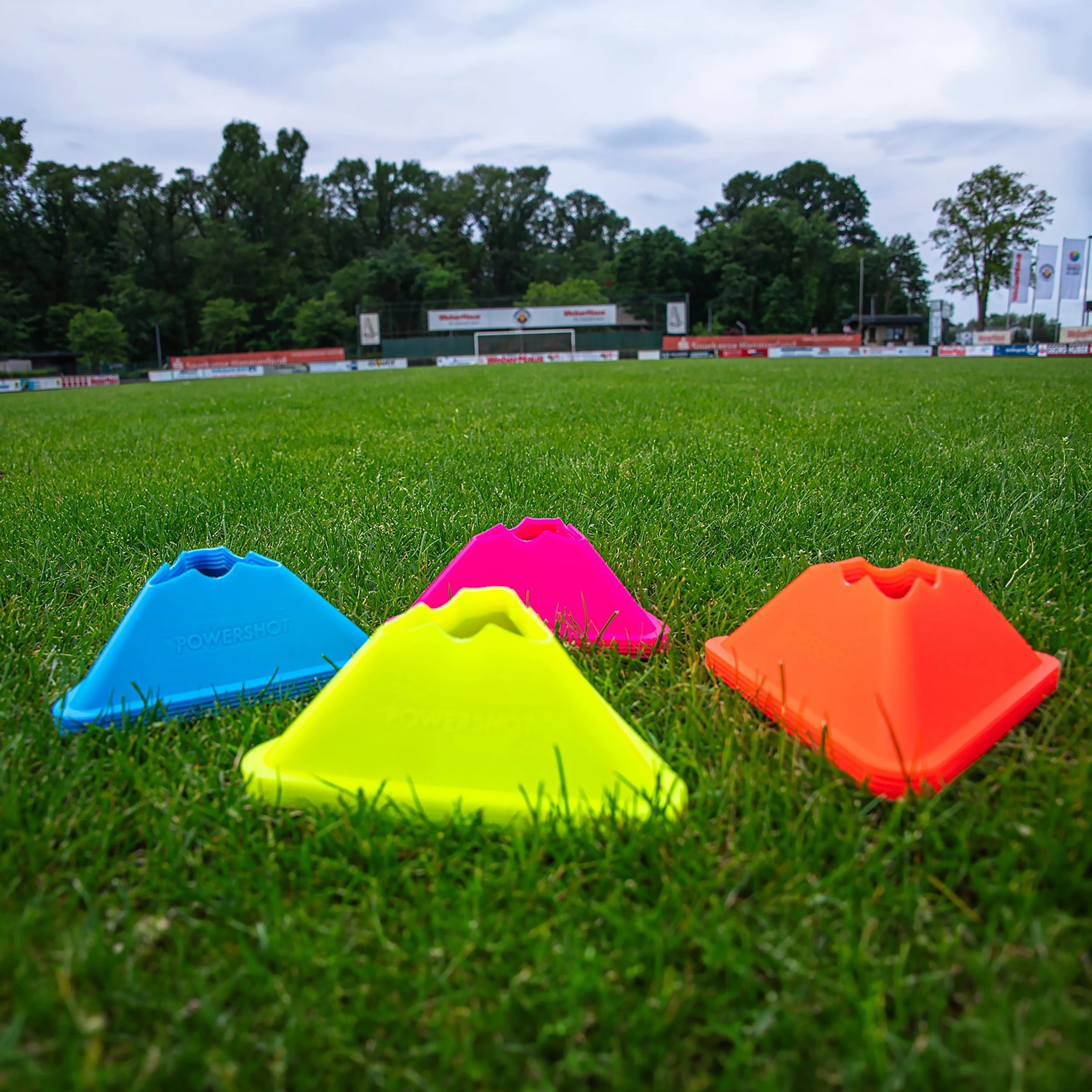Pack of 20 triangular cones Powershot