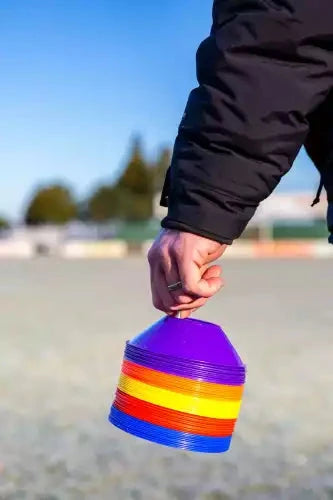 Set of 100 boundary cones - 6cm x 20cm with carrying stand netsportique