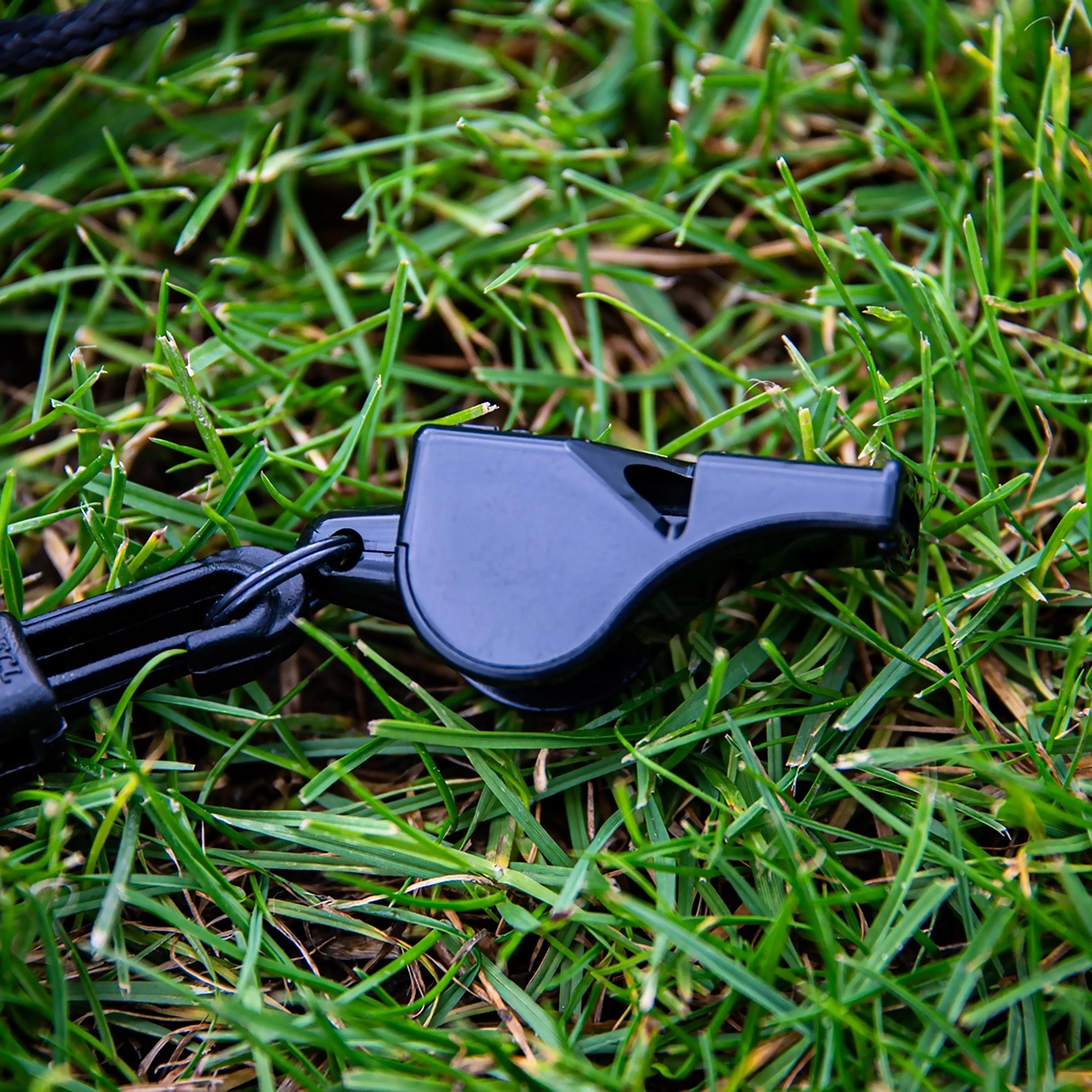 Referee whistle with lanyard Powershot