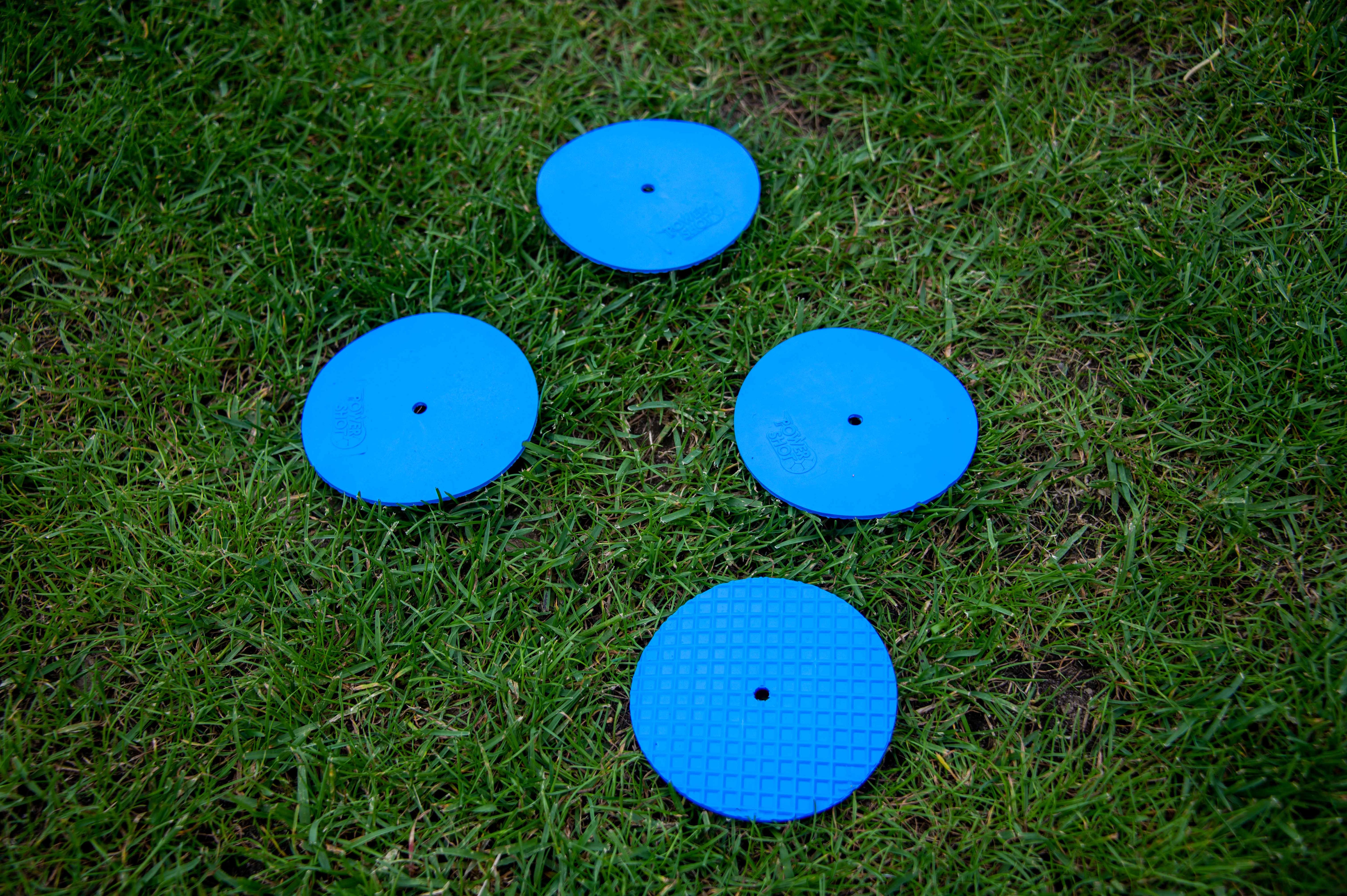 Set of 24 small marking discs diameter with stand and carry bag