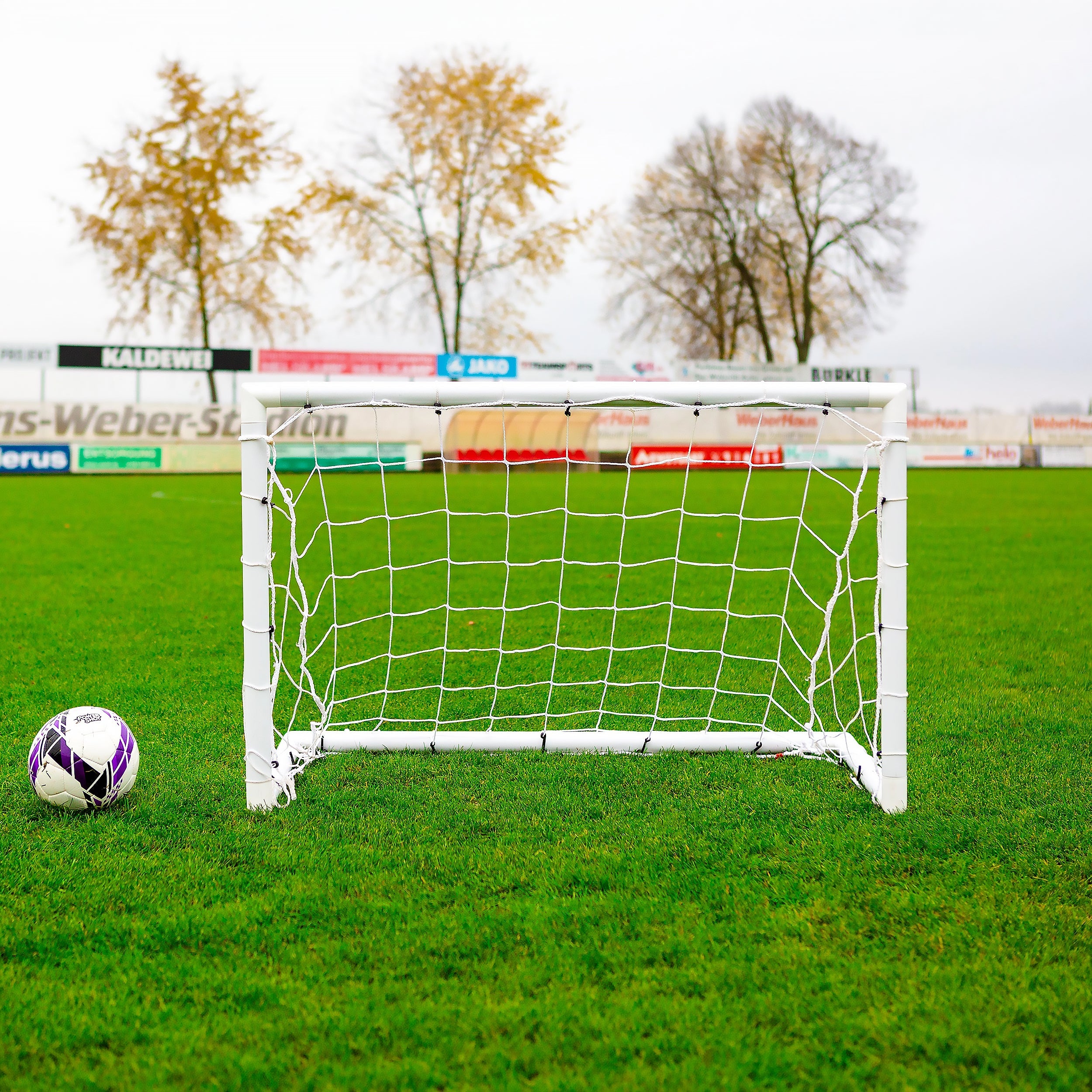 Football goal - 1.2m x 0.8m - uPVC white Powershot